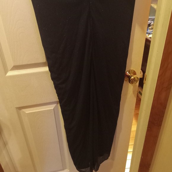 Evening Gown - Picture 3 of 3